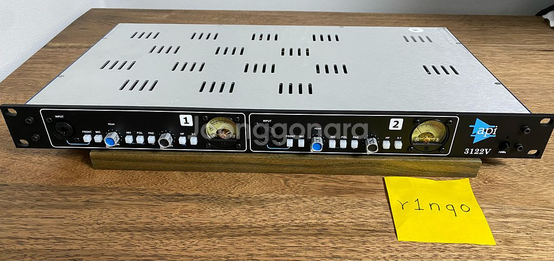 API 3122V 2채널 마이크 프리앰프 판매합니다--0