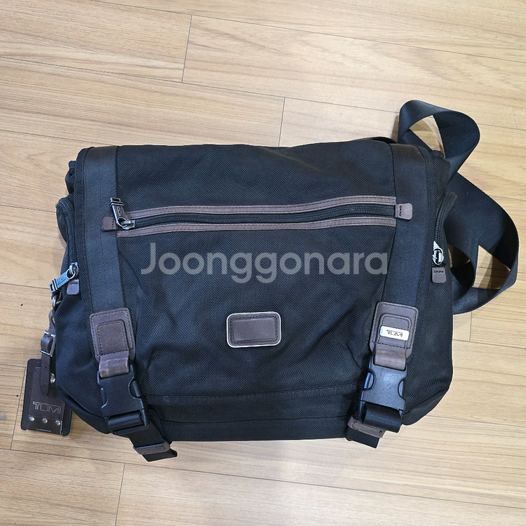 투미 Tumi 알파브라보 베닝 디럭스 메신저백--0