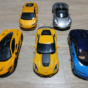 다이캐스트 자동차 1:24