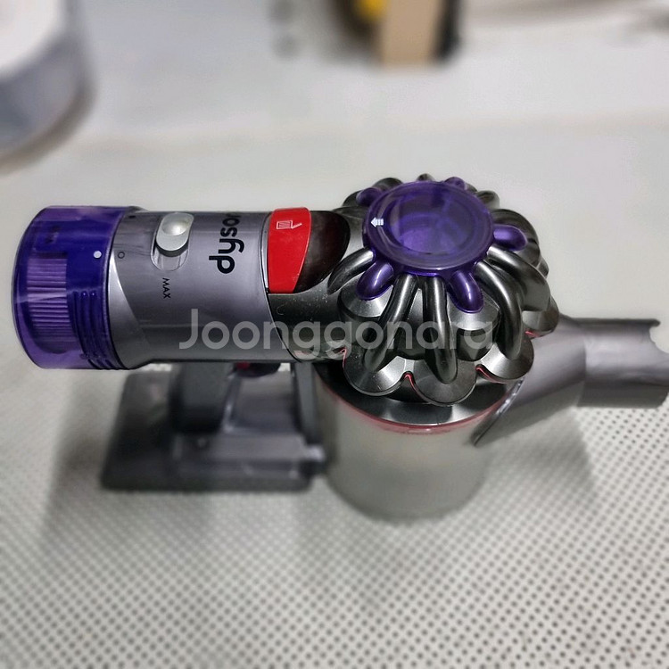 다이슨청소기 v8본체--1