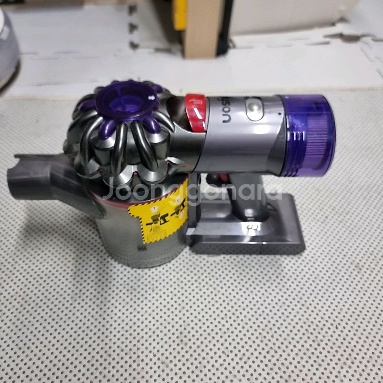 다이슨청소기 v8본체--0