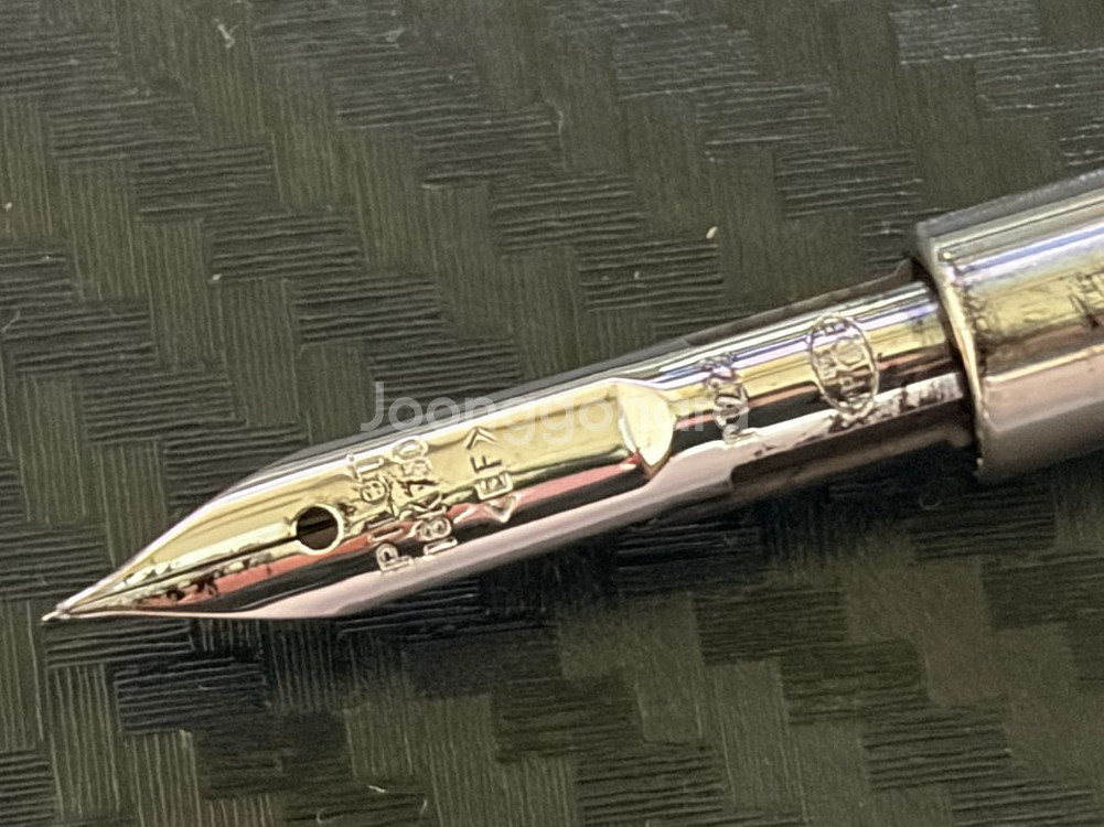 파이로트 캡리스 만년필 매트블랙 EF팝니다.--4