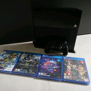 PS4 플스4 (미개봉 게임4개)