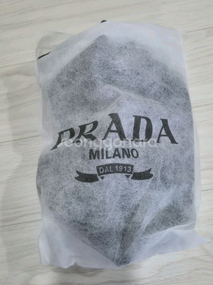 프라다로고 토트백겸 크로스백--5