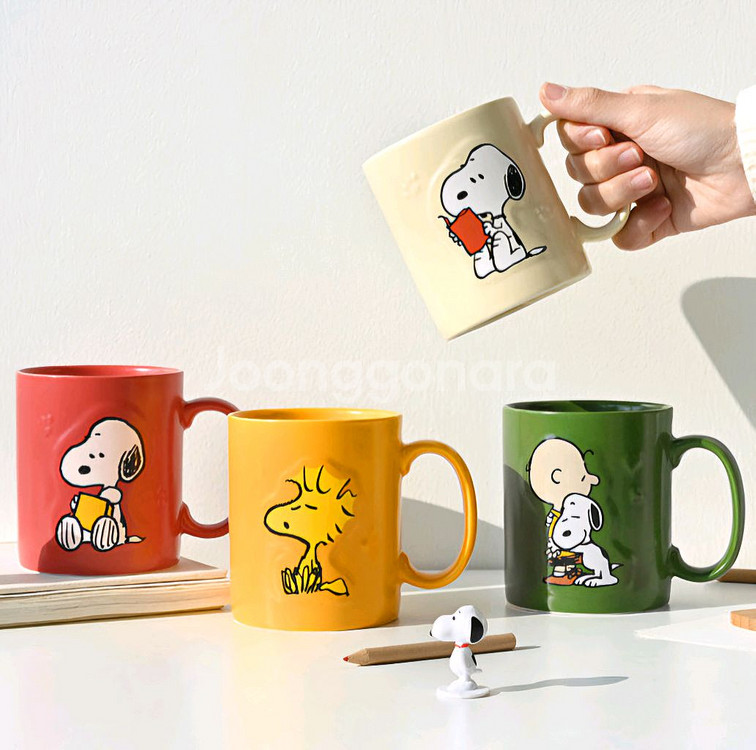 피너츠 양각 머그 (스누피 머그컵)--0