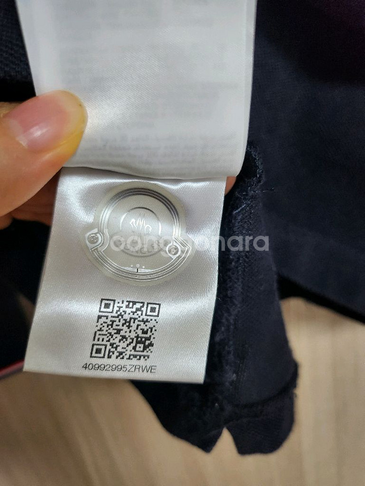 몽클레어 폴로티셔츠--5