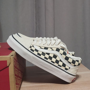 반스 올드스쿨 체커보드 스니커즈 225사이즈 새제품