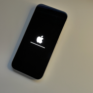 아이폰 15프로 화이트티타늄 1테라 1tb