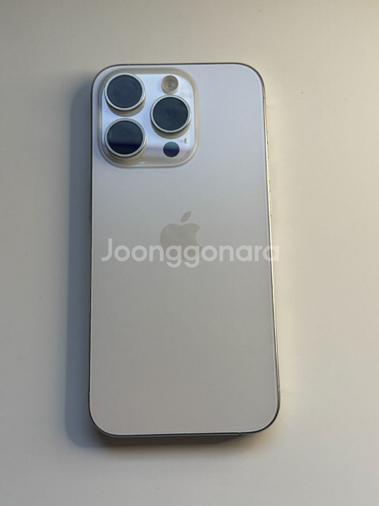 아이폰 15프로 화이트티타늄 1테라 1tb--2