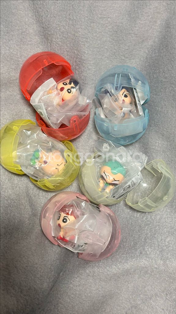 짱구는 못말려 크레용신짱 엉덩이 걸어요 가챠 5종 일괄--0