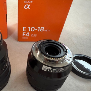 소니 E 10-18m F4 OSS