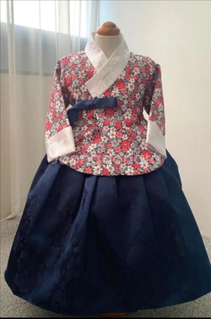 (새상품) 여아 아동 한복 6호 25,000원--1