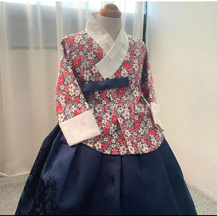 (새상품) 여아 아동 한복 6호 25,000원--0