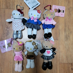 헬로키티 롱다리 인형키링