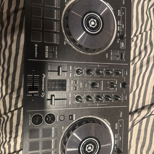DDJ-RB