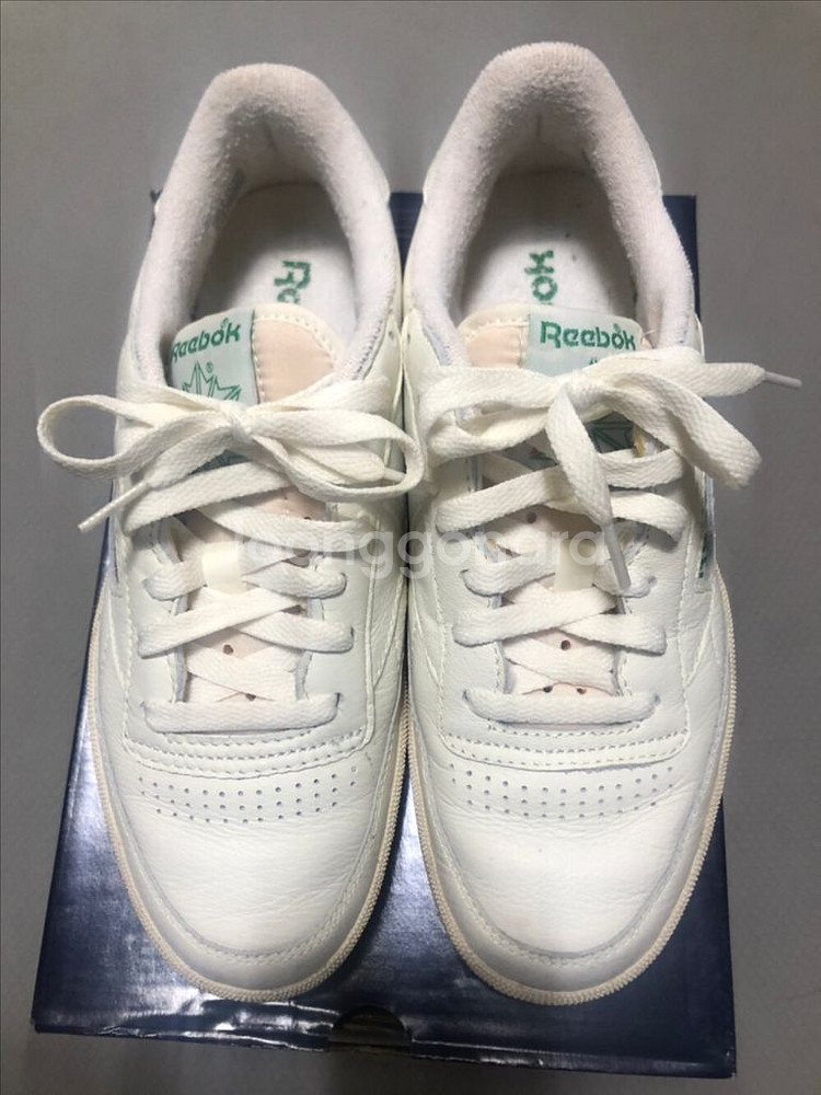 리복 클럽 C 85 빈티지 크림--1