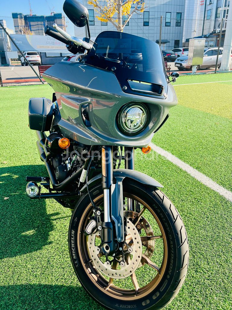 할리데이비슨 로우라이더st(22년식)--0