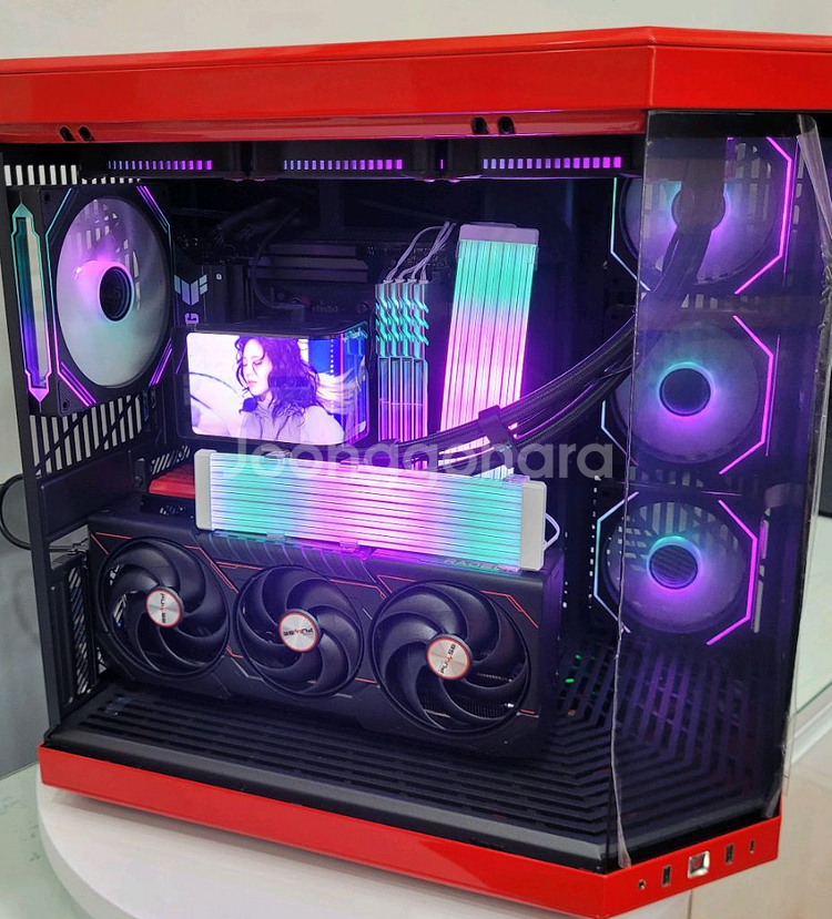 9800X3D + 9070XT 튜닝 컴퓨터 판매합니다--1