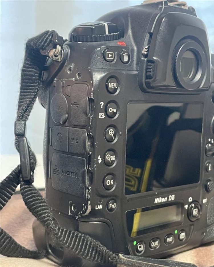 니콘 dslr D5 (24-70렌즈, 메모리카드 포함) 이미지