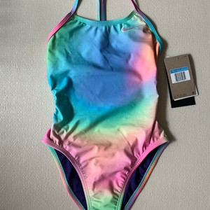 (새상품) 나이키 솜사탕 컷아웃 26사이즈 래디언스