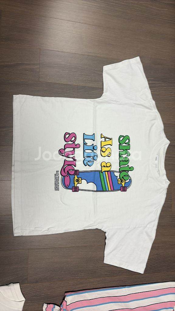 10-11세 반팔티 자라반팔티2장 보세1장 일괄만원--2