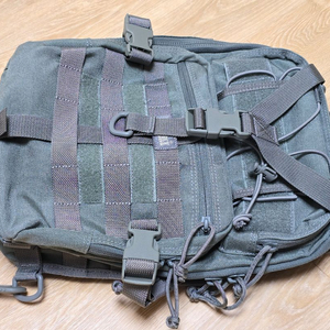 맥포스 메가 스왈로우 슬링백