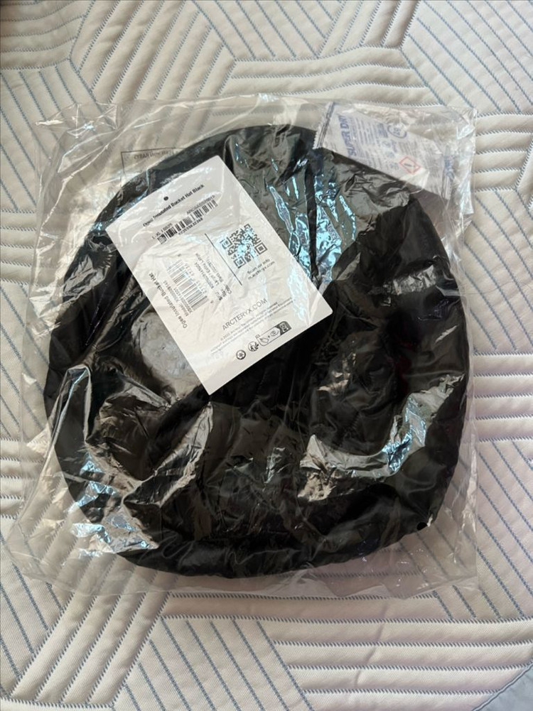 아크테릭스 시스템A OGEE 인슐레이티드 버켓 햇--1