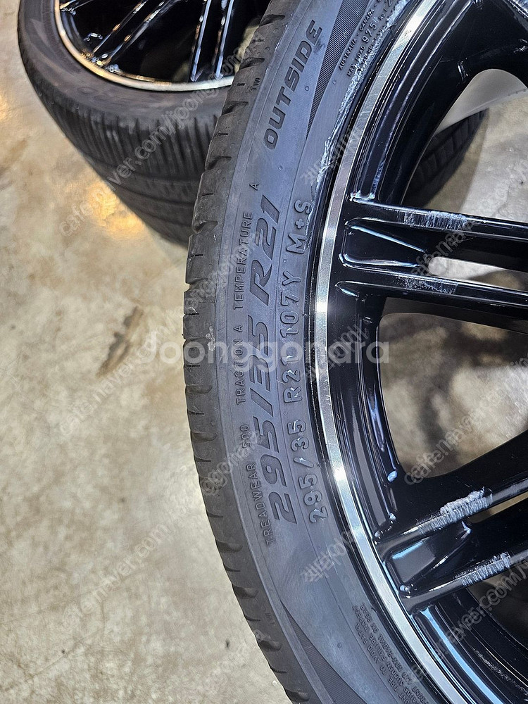 포르쉐 카이엔 958 GTS 스타일 21인치 휠타이어--1