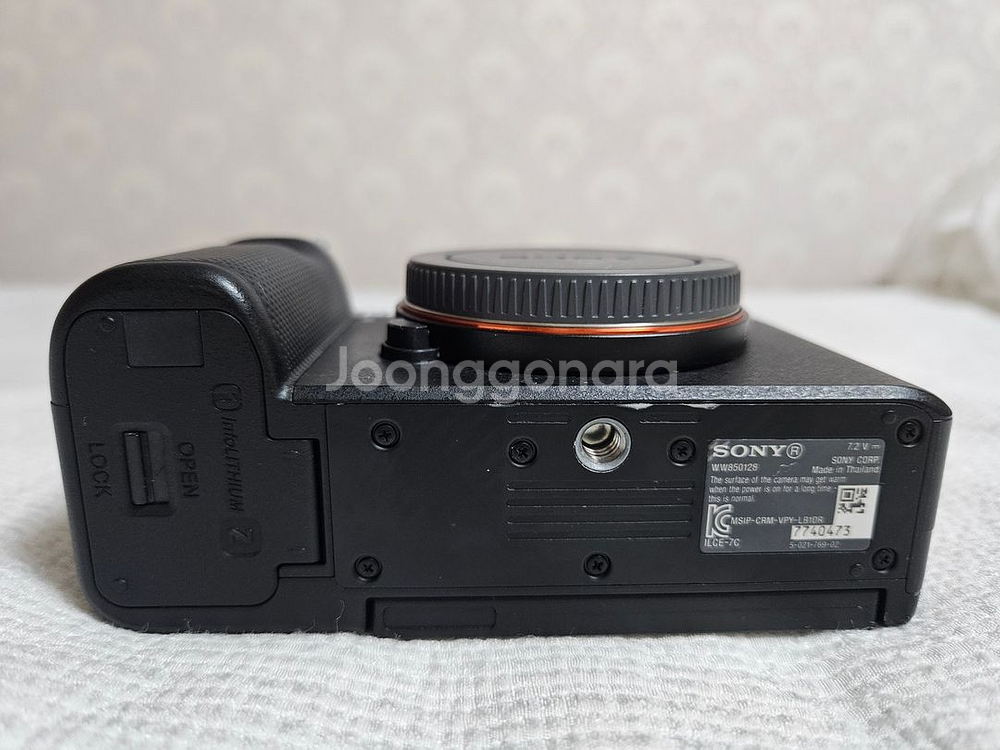 소니 A7C 카메라--6