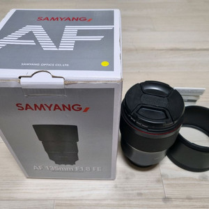 삼양 135mm 1.8 소니 FE 마운트 팝니다.