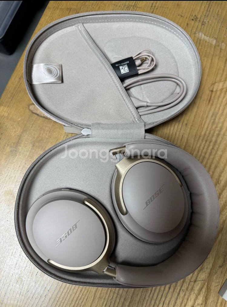 Bose 울트라 노이즈캔슬링 헤드폰(샌드)--2