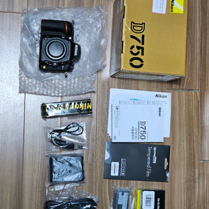 니콘 D750 풀박스 팝니다.