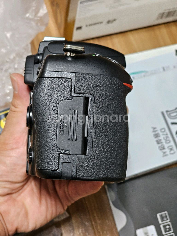 니콘 D750 풀박스 팝니다.--6