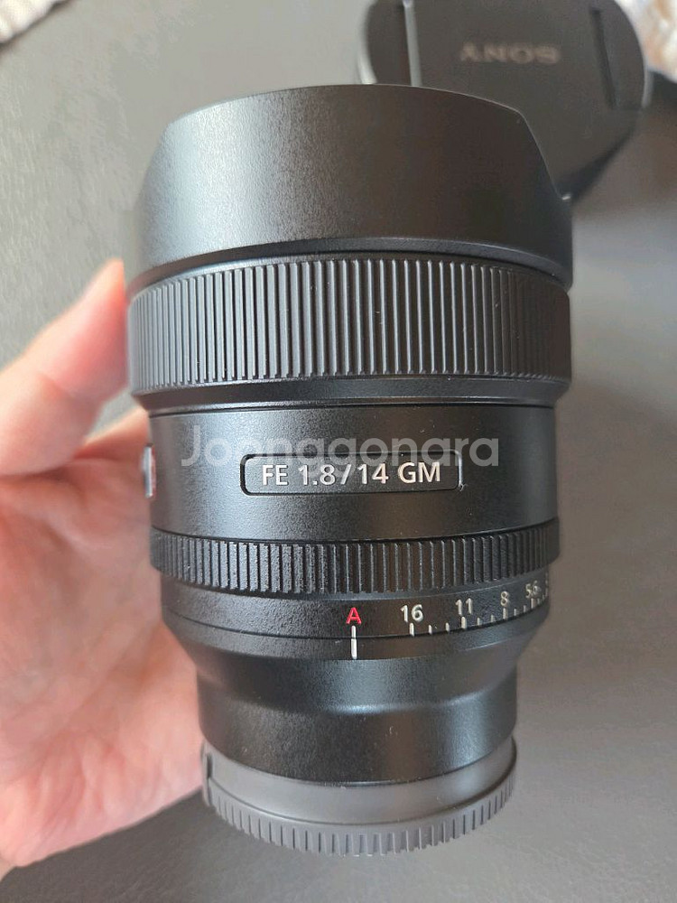 소니 14mm 1.8 14gm 판매합니다.--0