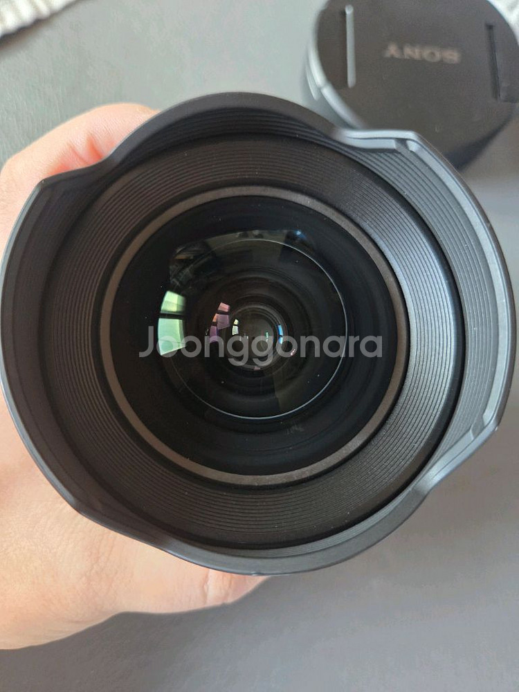 소니 14mm 1.8 14gm 판매합니다.--4