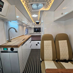 13년식 레스타 캠핑카 판매예정 3000만원 할부가능