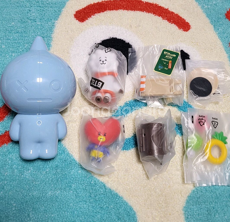 BT21 컬렉터블 피규어 블라인드 팩 Vol 2--0