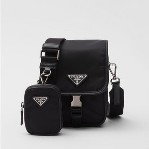프라다 나일론 메신저백