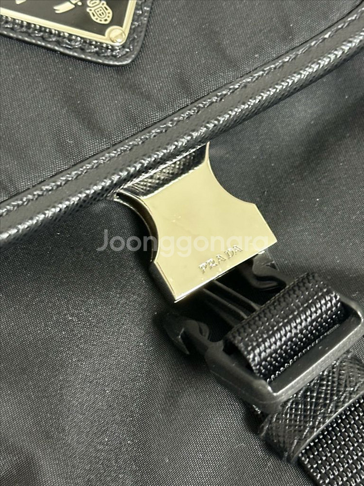 프라다 나일론 메신저백--3