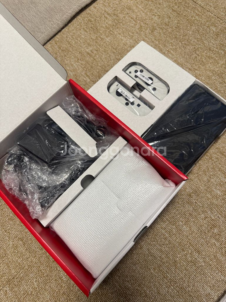 닌텐도 스위치 OLED 화이트 (256 sd카드 포함)--1