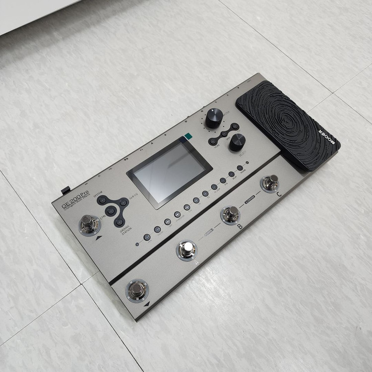 무어 일렉기타 멀티이펙터 GE200 Pro 이미지