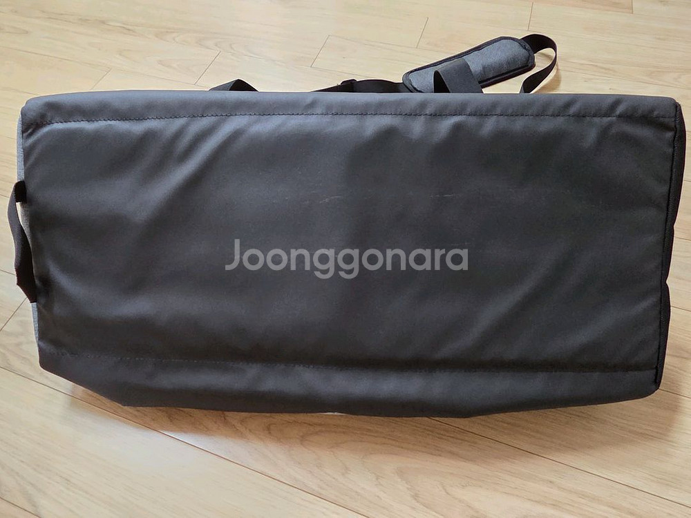 언더아머 더플백M 사이즈--4