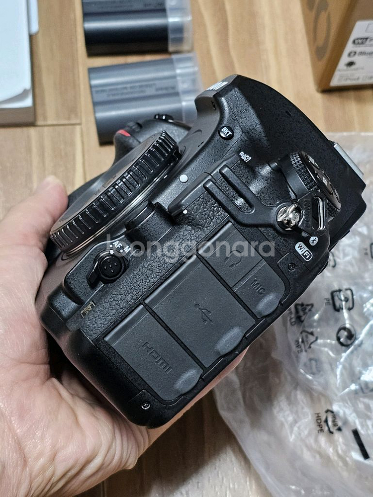 니콘 D850 풀박스 팝니다.--3