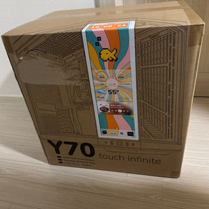서린 HYTE Y70 Touch 화이트 케이스