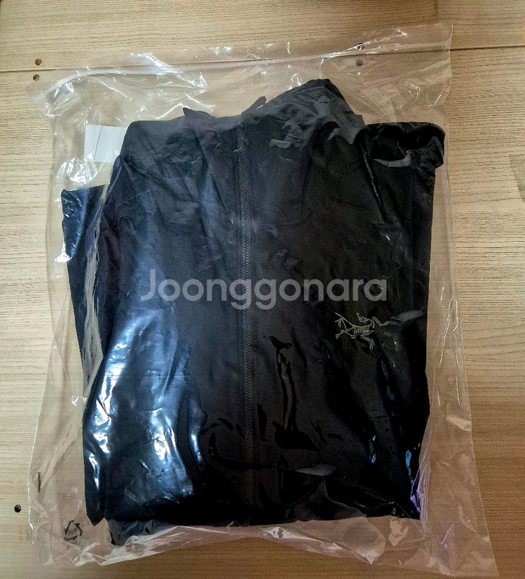 아크테릭스 아톰 후디 블랙 9556--0