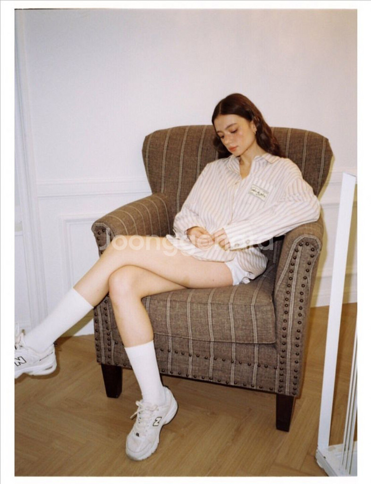 살롱드욘 스트라이프 랩 셔츠 프리 브라운--0