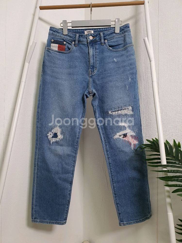 타미힐피거 보이프렌드핏 데미지 청바지--1