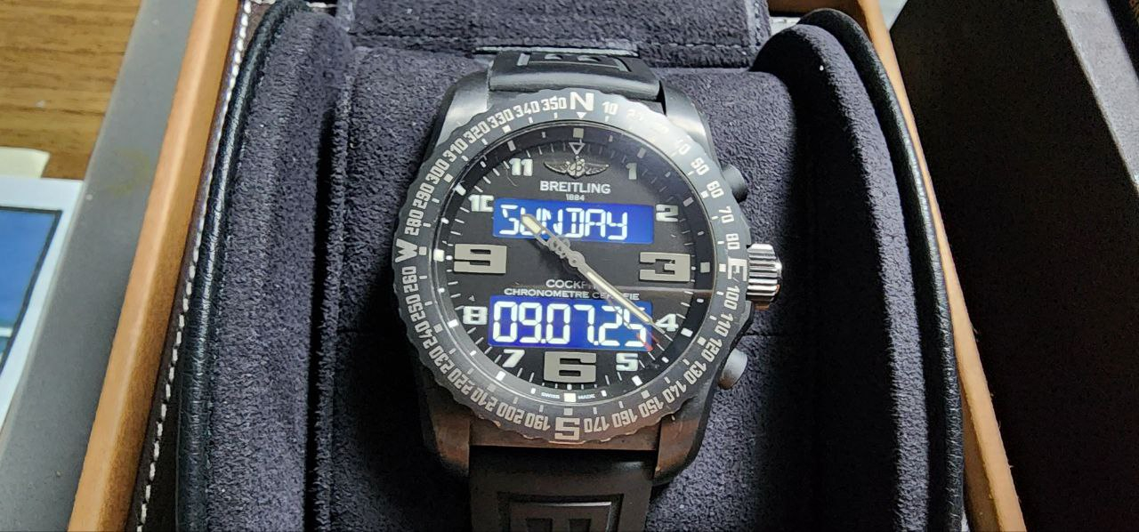 [정품]브라이틀링 콕핏 B50 나이트 미션 버젼 팝니다--2