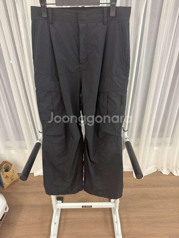준지 24fw 폴리 퍼커링 블랙 팬츠 44사이즈 팝니다--1
