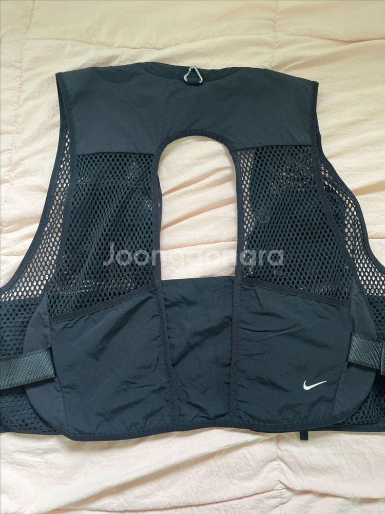 Nike ACG Utility Vest Black--1